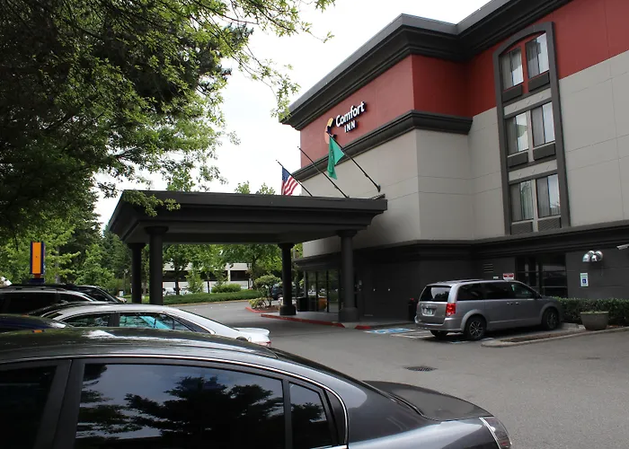 Comfort Inn & Suites Sea-Tac Airport